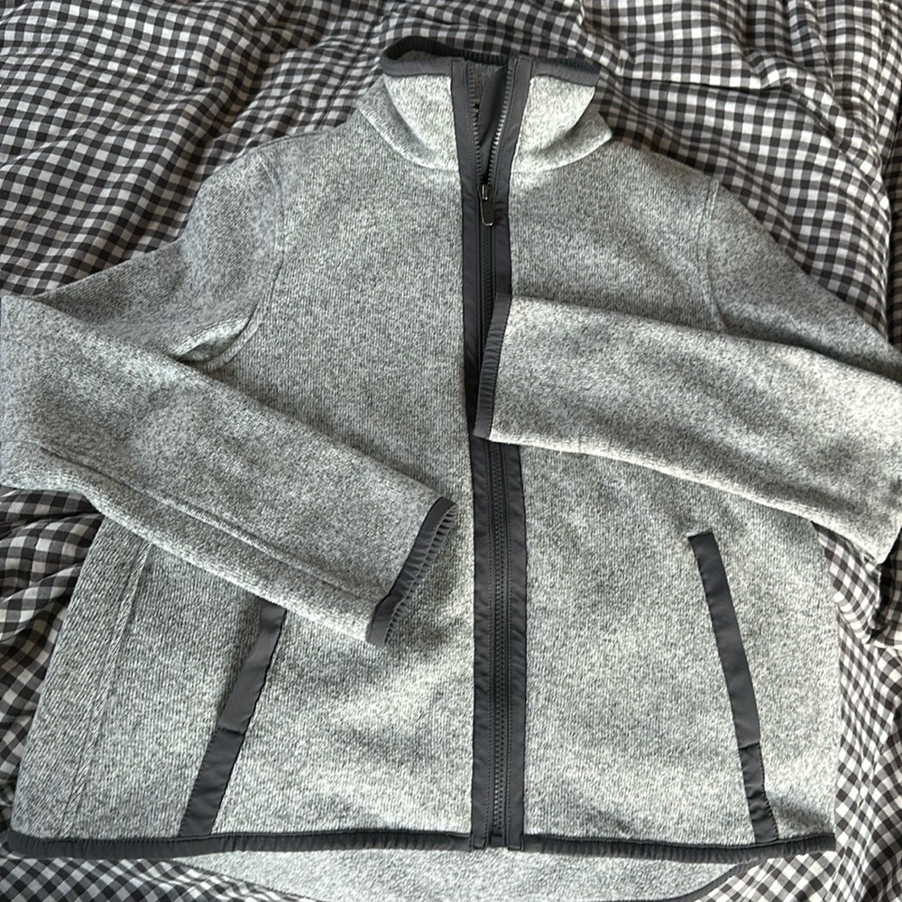 Small women’s Lululemon Better Sweater zip up